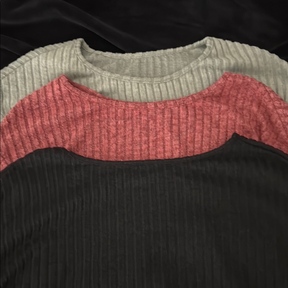 New. Lot of 3 Women's Ribbed Sweater - Black, green sage , orange rust, red